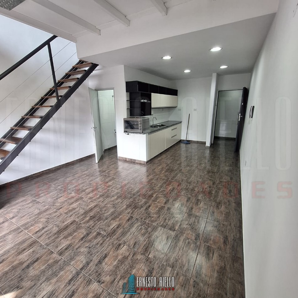 Alquiler Dpto. 2 Ambientes. Quilmes Oeste.