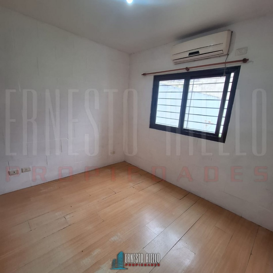 ALQUILER DEPARTAMENTO 3 AMBIENTES CON COCHERA Y PATIO