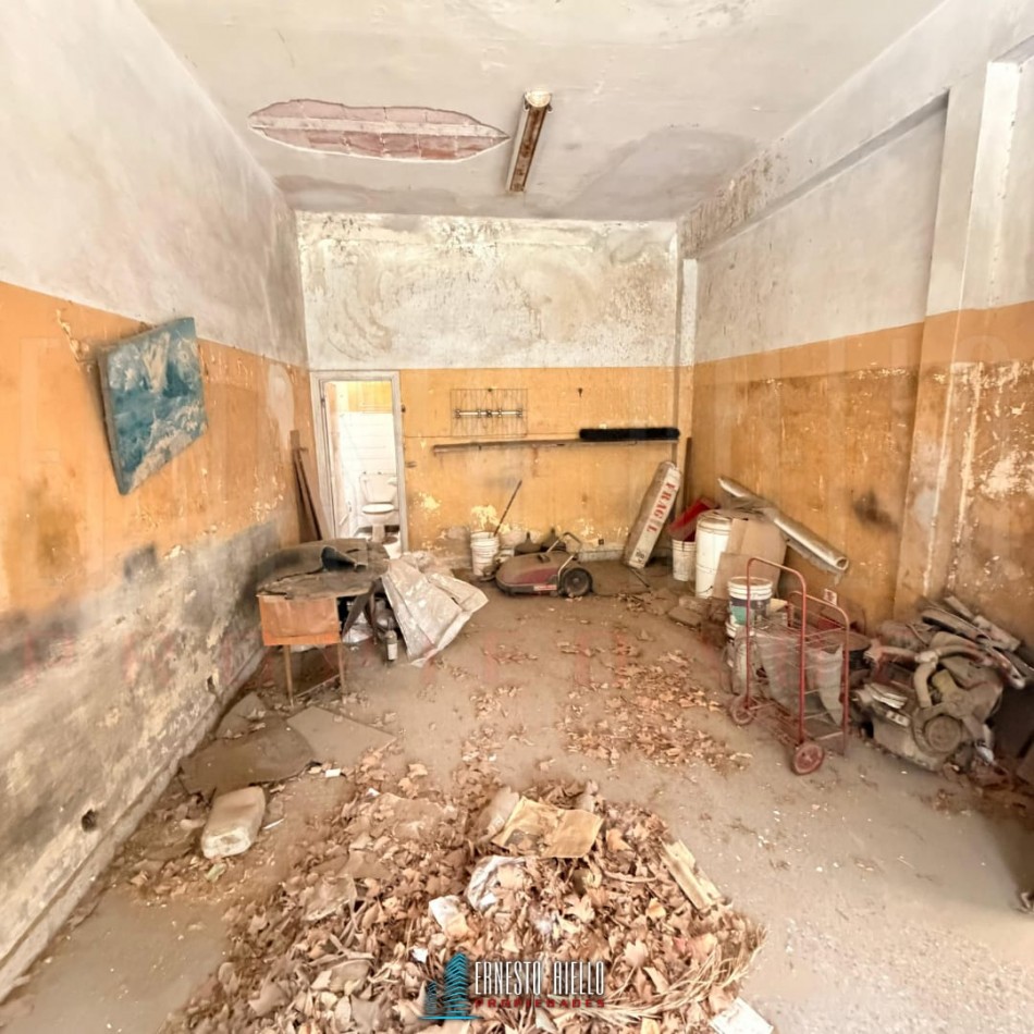 ALQUILER LOCAL COMERCIAL A 60MTS DE AV. ANDRES BARANDA, QUILMES OESTE. 