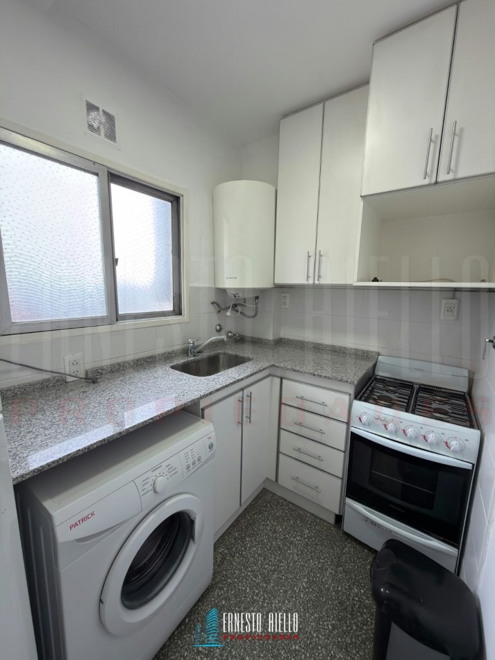 VENTA DEPARTAMENTO DE DOS AMBIENTES CON INCREIBLES VISTAS EN QUILMES CENTRO.