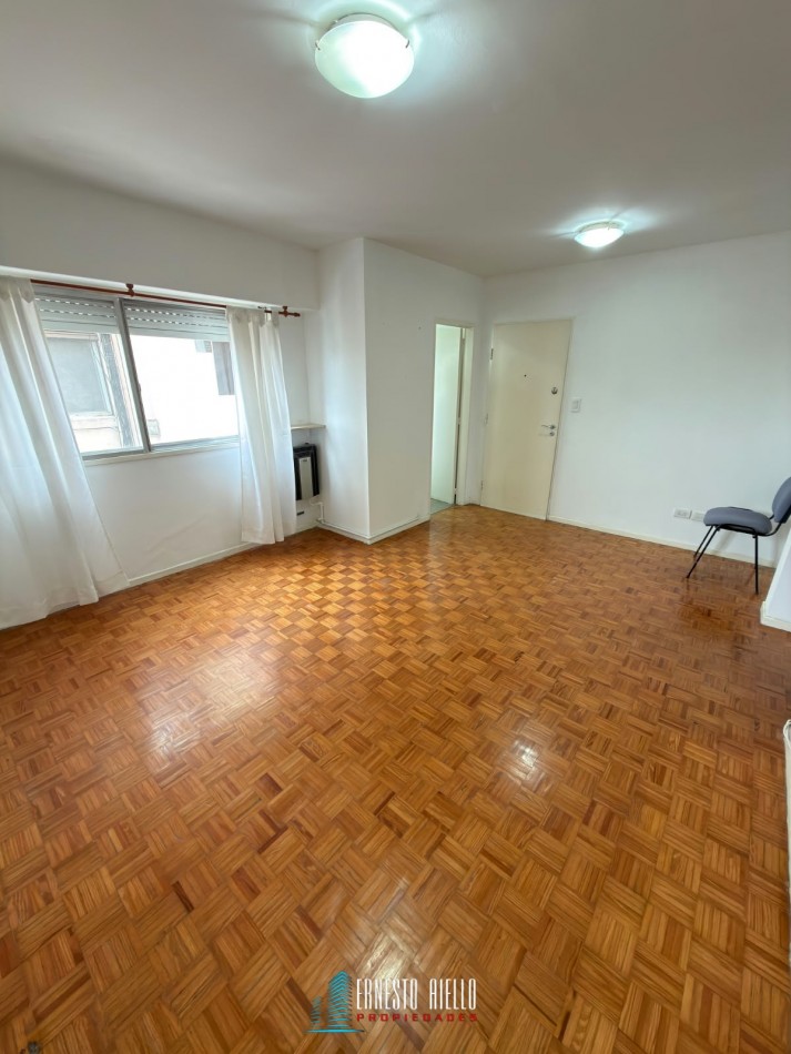 VENTA DEPARTAMENTO DE DOS AMBIENTES CON INCREIBLES VISTAS EN QUILMES CENTRO.