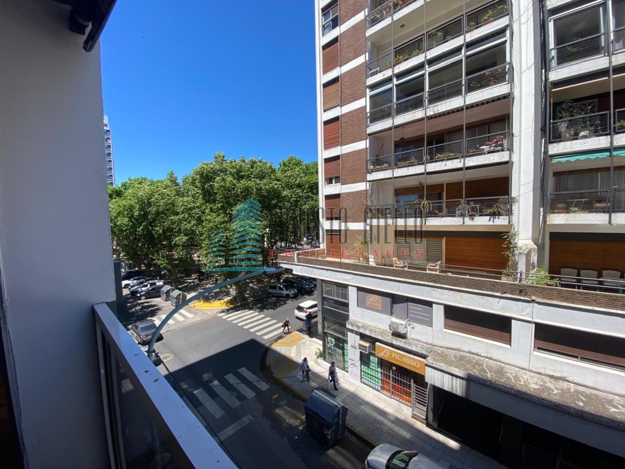 A. Departamento Tres Ambientes en Venta - Quilmes Centro