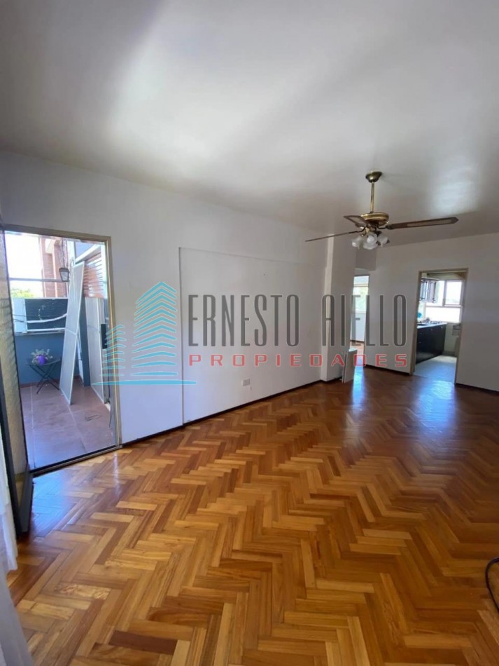 A. Departamento Tres Ambientes en Venta - Quilmes Centro