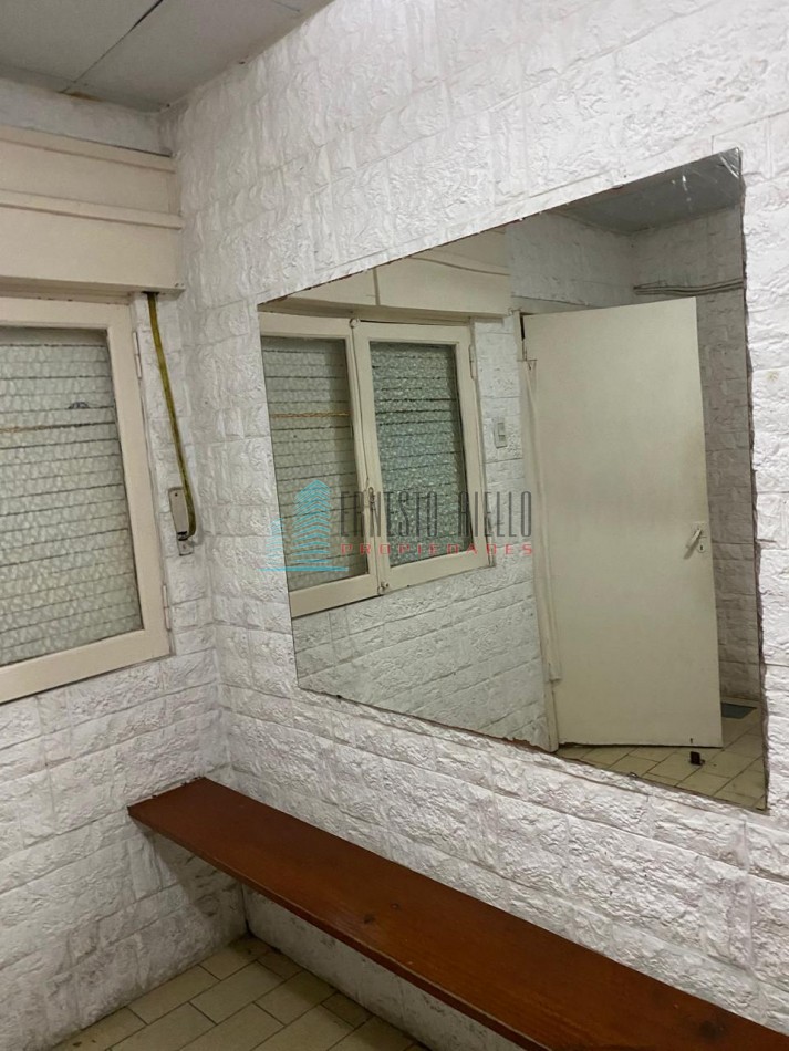 ¡ALQUILER LOCAL COMERCIAL EN PLENO CENTRO DE QUILMES!