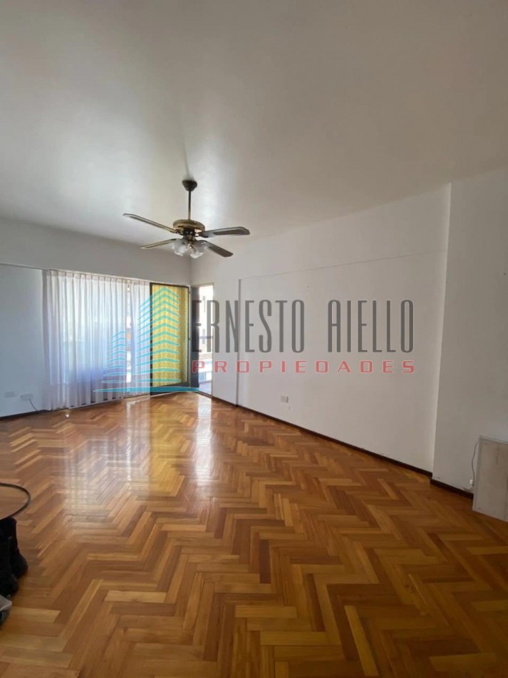 A. Departamento Tres Ambientes en Venta - Quilmes Centro