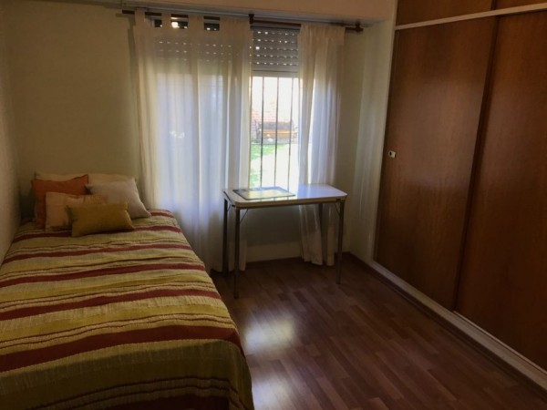 VENTA PRECIOSA CASA DE 4 AMBIENTES. QUILMES OESTE