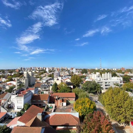 DEPARTAMENTO EN VENTA EN BERNAL.