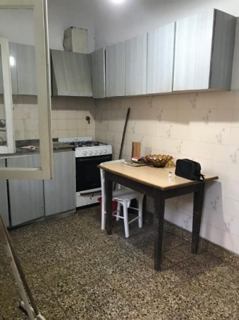 VENTA CASA 3 AMB. OPORTUNIDAD. EZPELETA