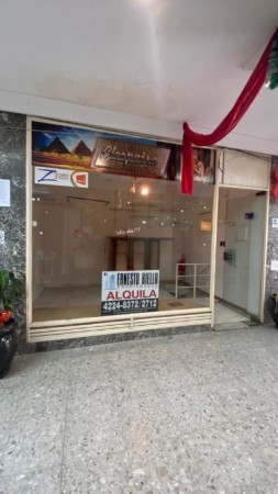 Alquiler local comercial en galeria  " LA FRANCESA". Quilmes centro