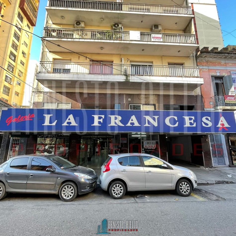 ALQUILER LOCAL COMERCIAL CALLE MORENO, QUILMES CENTRO.