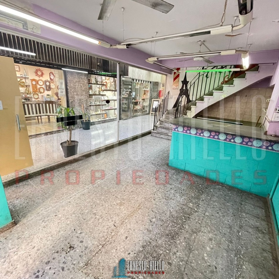 ALQUILER LOCAL COMERCIAL CALLE MORENO, QUILMES CENTRO.