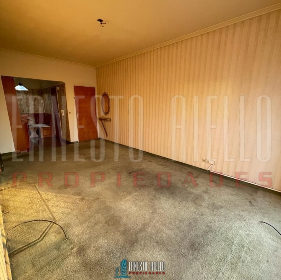 ALQUILER DEPTO 4 AMBIENTES CON BALCON, QUILMES CENTRO.