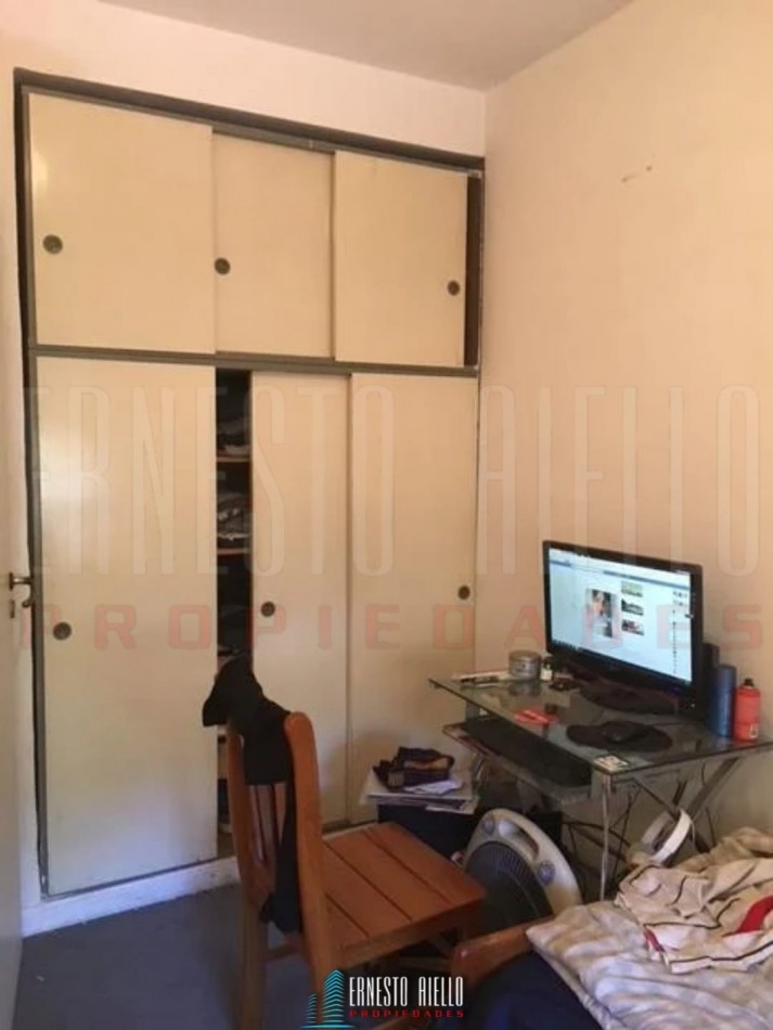 VENTA DEPARTAMENTO 4 AMBIENTES CON PATIO, QUILMES CENTRO.