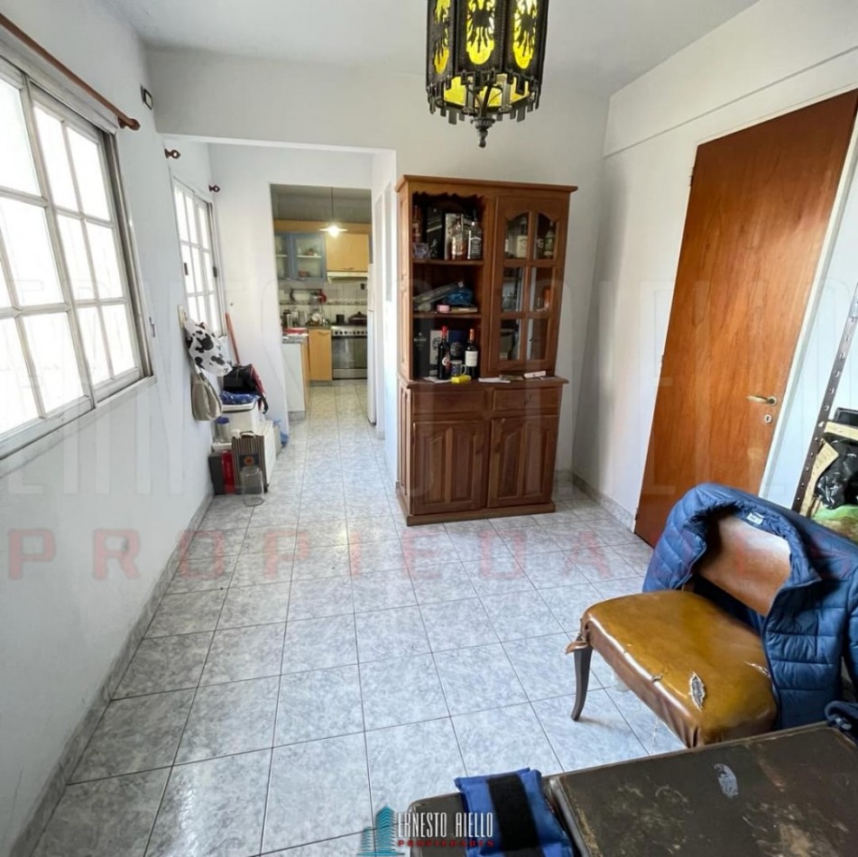 VENTA DEPARTAMENTO DE 3 AMBIENTES, QUILMES CENTRO.