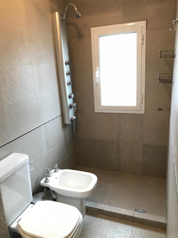 ALQUILER DUPLEX 3 AMBIENTES, QUILMES OESTE.
