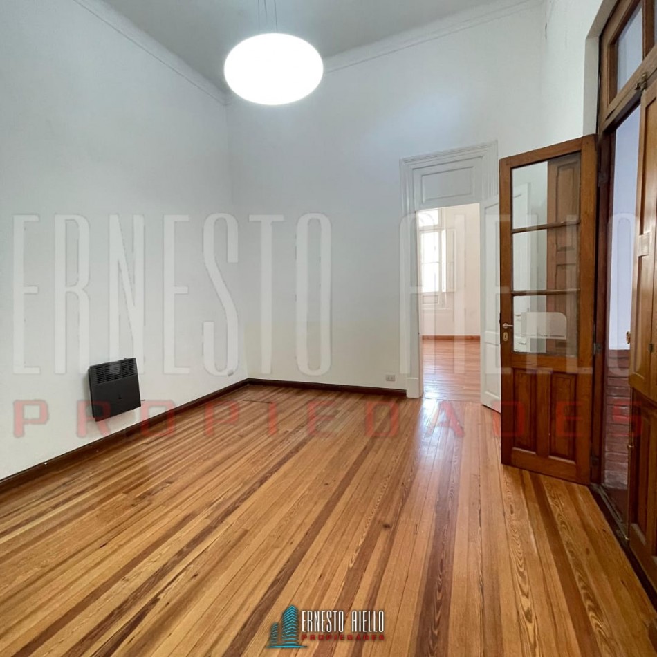 ALQUILER CASA 3 AMBIENTES, APTA PROFESIONAL O VIVIENDA, QUILMES OESTE.