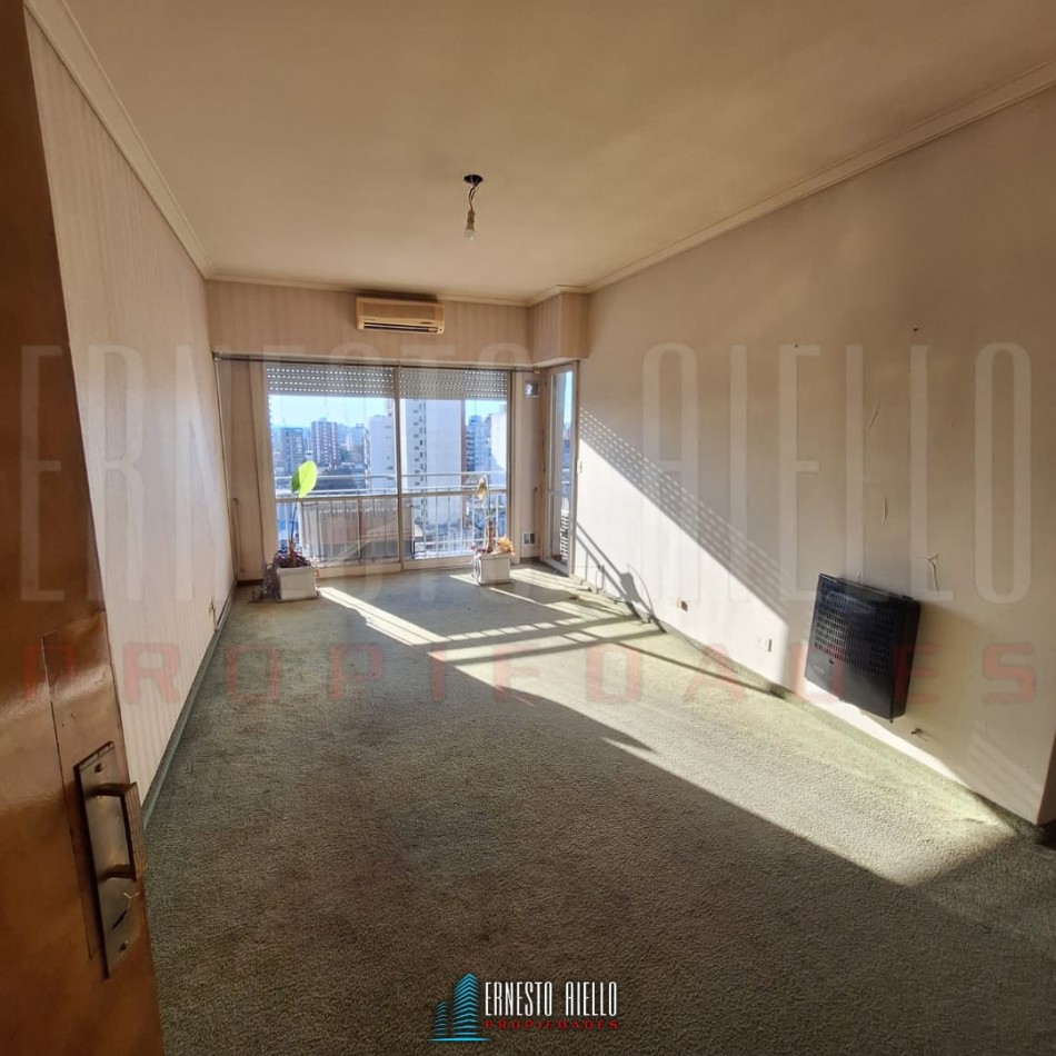 ALQUILER DEPTO 4 AMBIENTES CON BALCON, QUILMES CENTRO.