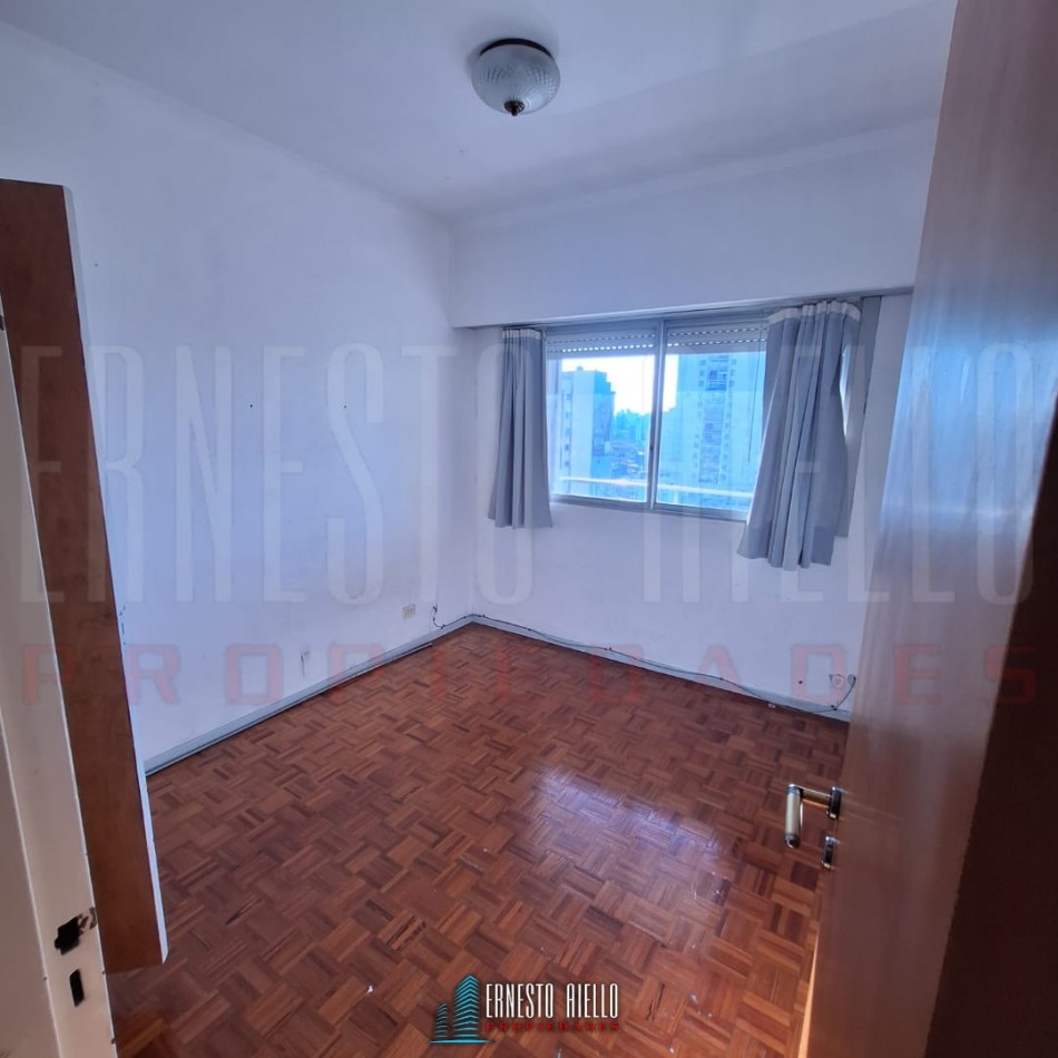 ALQUILER DEPTO 4 AMBIENTES CON BALCON, QUILMES CENTRO.