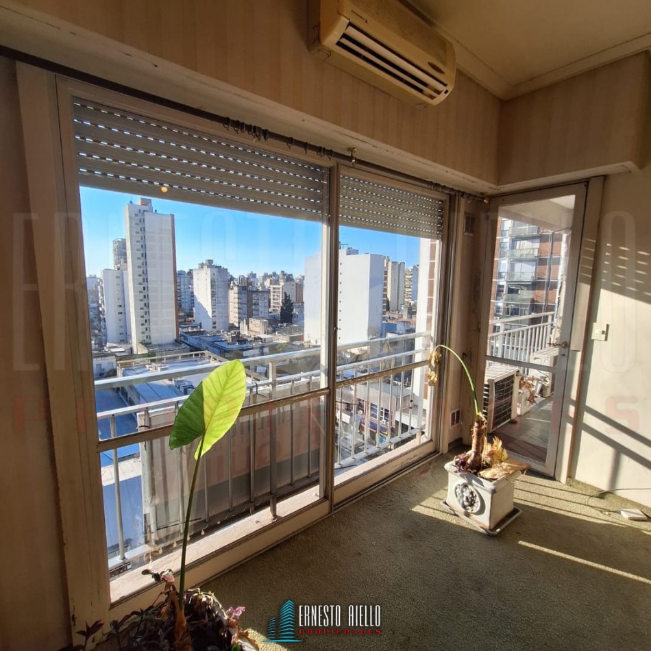 ALQUILER DEPTO 4 AMBIENTES CON BALCON, QUILMES CENTRO.