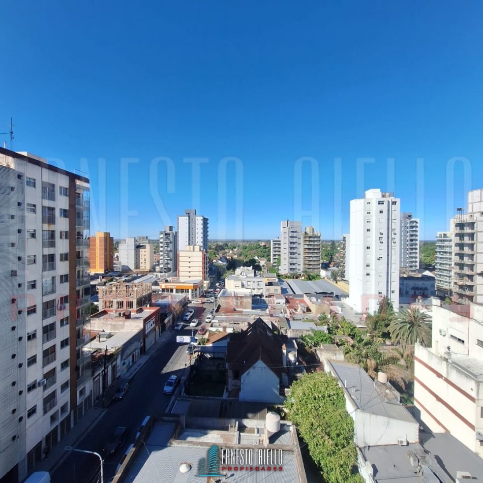 ALQUILER MONOAMBIENTE DIVISIBLE APTO PROFESIONAL, QUILMES CENTRO.