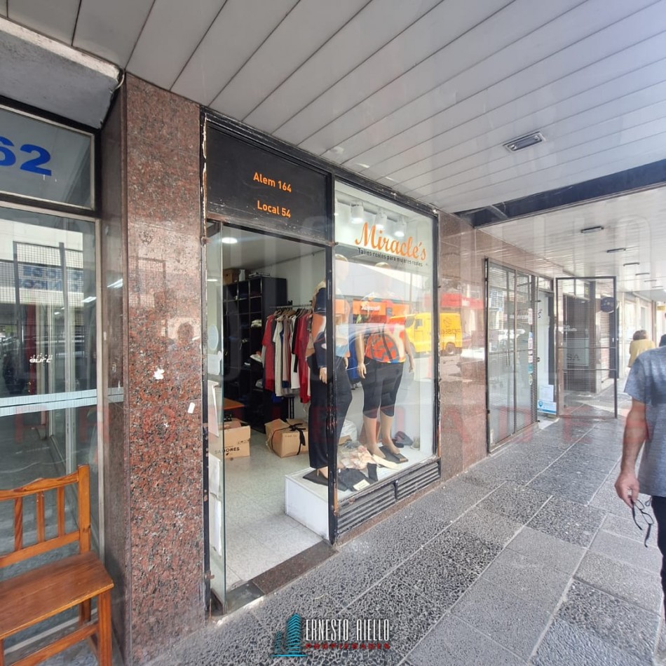 ALQUILER LOCAL COMERCIAL EN QUILMES CENTRO.