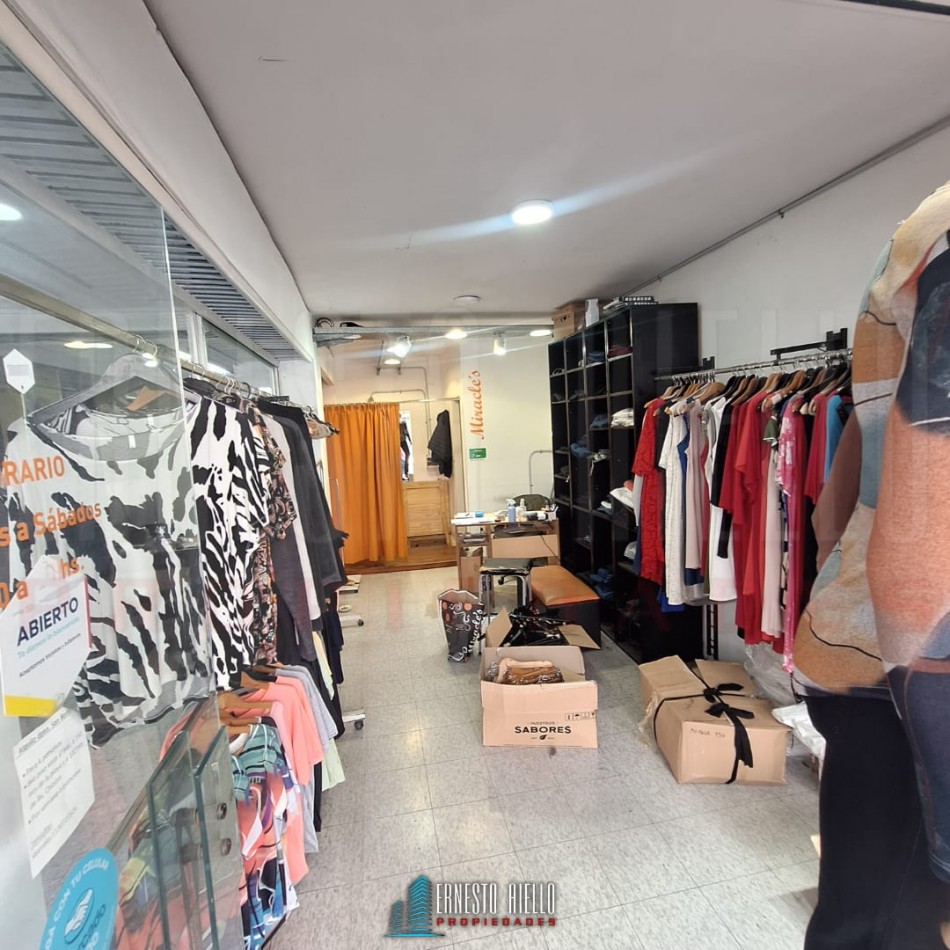 ALQUILER LOCAL COMERCIAL EN QUILMES CENTRO.