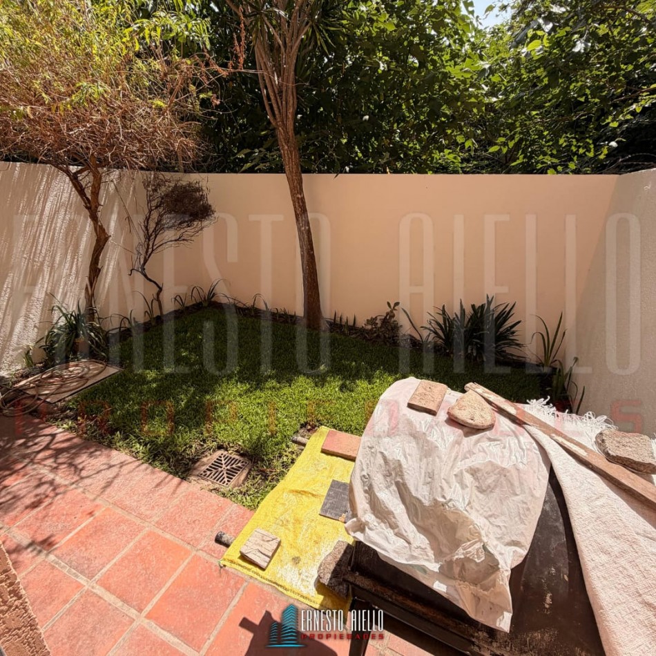 ALQUILER DEPARTAMENTO TRES AMBIENTES CON COCHERA, SIN EXPENSAS EN QUILMES CENTRO.