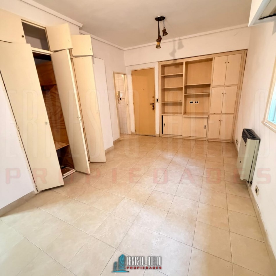 ALQUILER MONOAMBIENTE EN QUILMES CENTRO. 