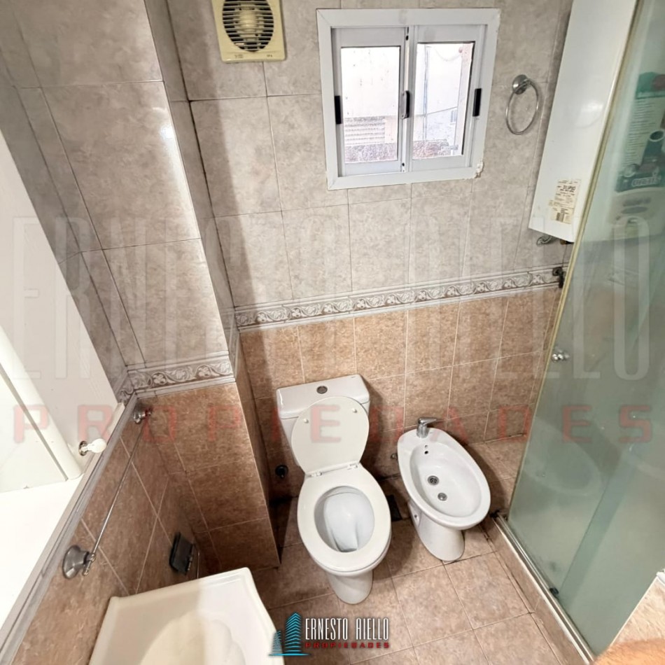 ALQUILER MONOAMBIENTE EN QUILMES CENTRO. 