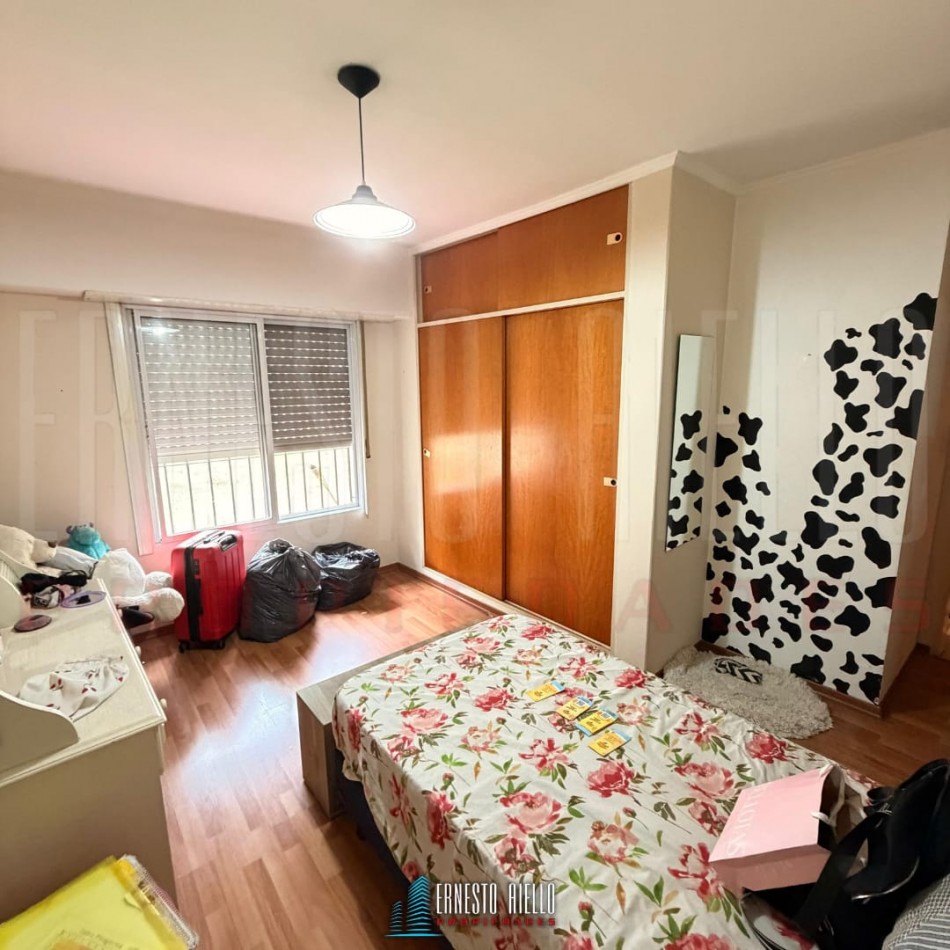 VENTA PRECIOSA CASA DE 4 AMBIENTES. QUILMES OESTE