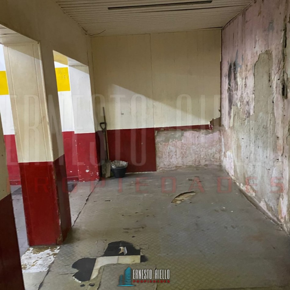 ¡ALQUILER LOCAL COMERCIAL EN PLENO CENTRO DE QUILMES!