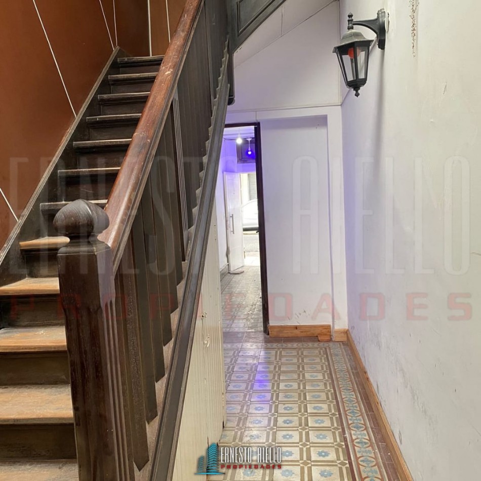 ALQUILER LOCAL EN PLANTA ALTA EN QUILMES CENTRO.