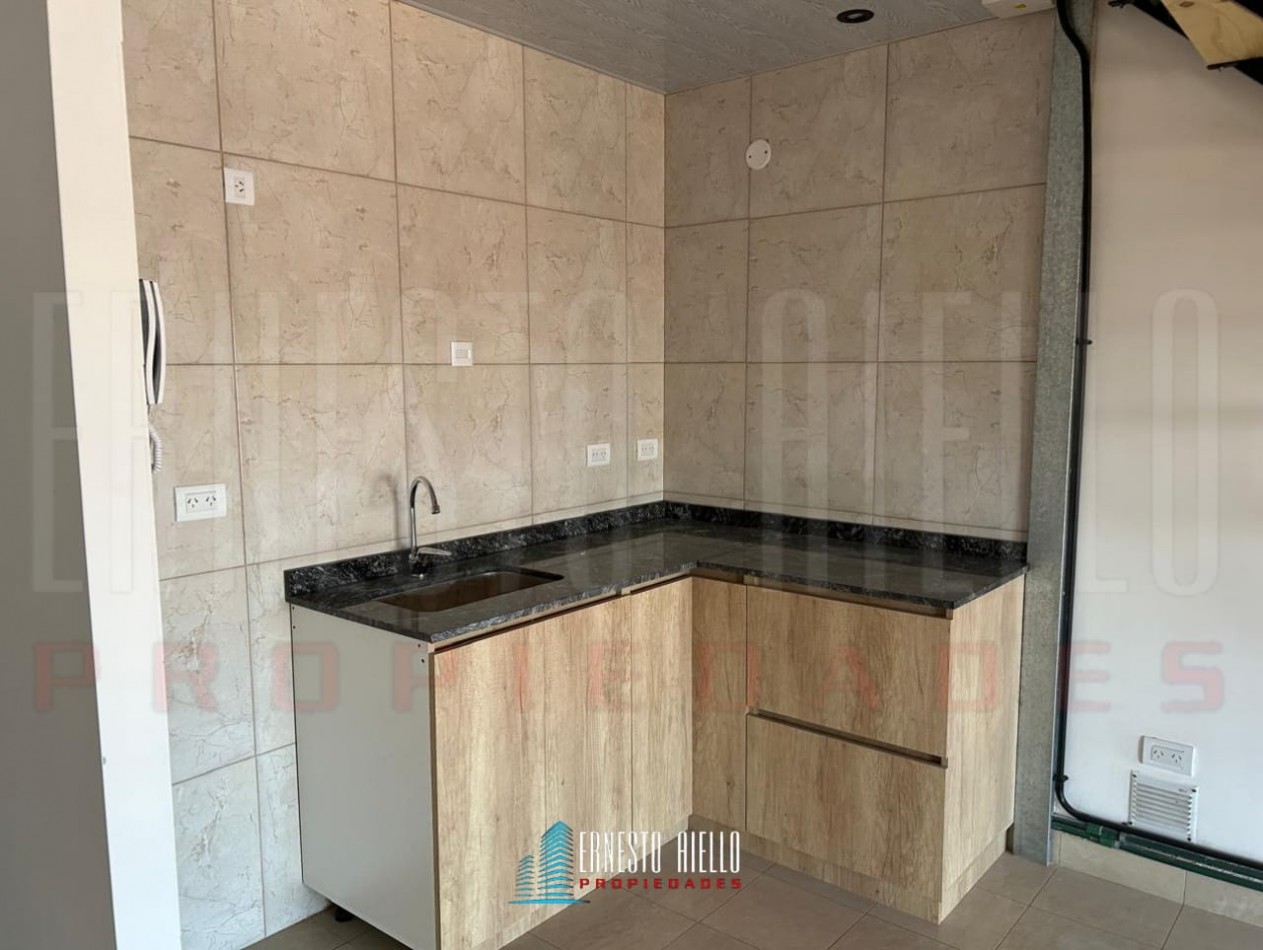 A. ¡ALQUILER DEPARTAMENTO DOS AMBIENTES EN QUILMES!