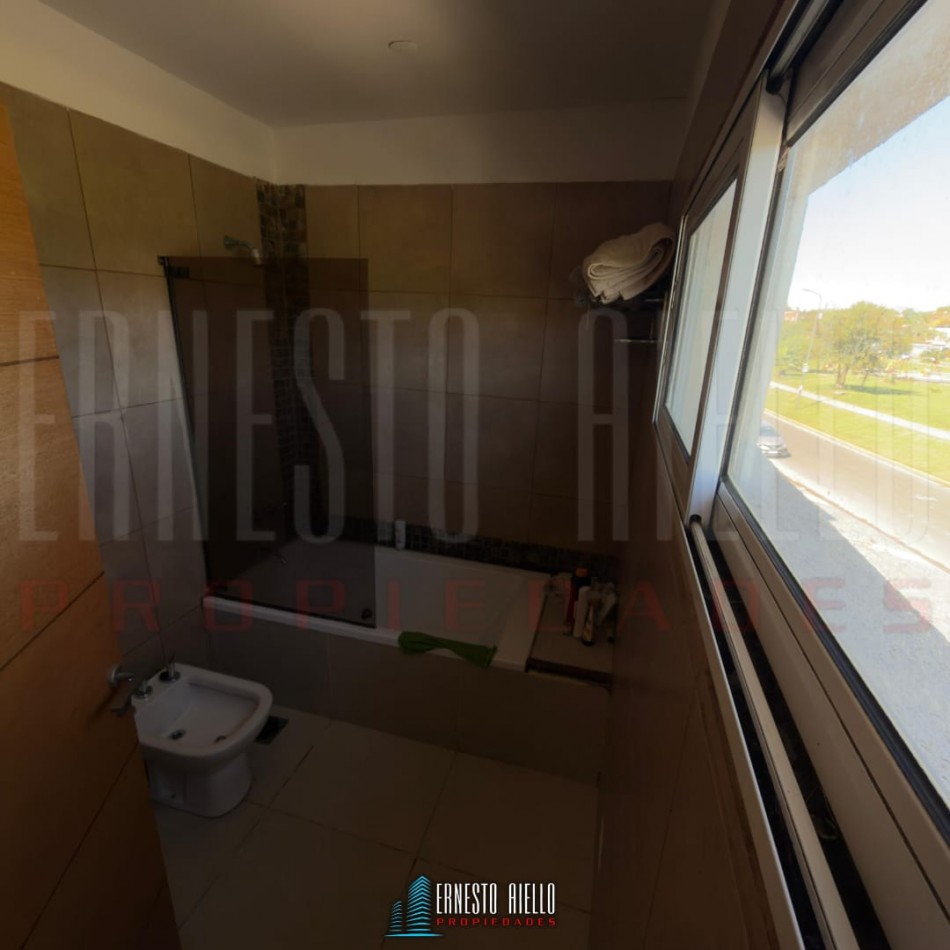 C. CASA EN VENTA EN DON BOSCO FRENTE AL PARQUE LINEAL NUEVO QUILMES  