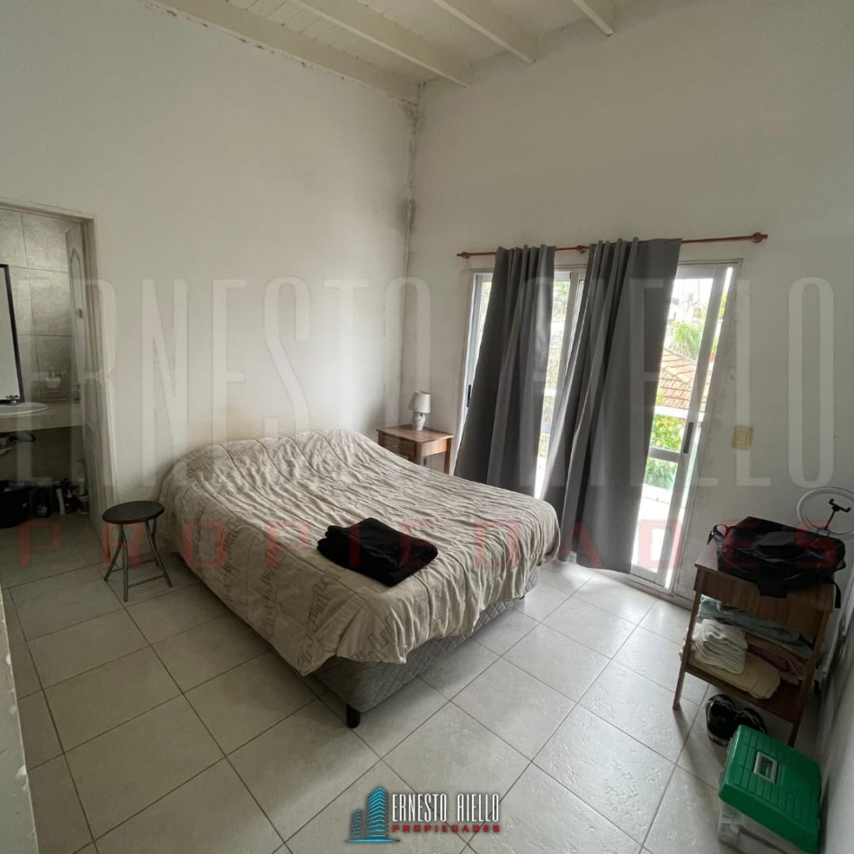 ¡ALQUILER DEPARTAMENTO DE DOS AMBIENTES CON DOBLE BALCON EN BERNAL CENTRO!