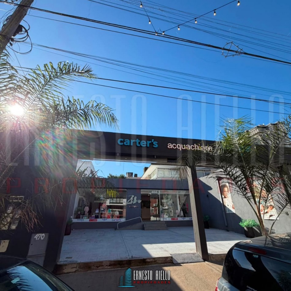 ALQUILER LOCAL DE 245M2 TOTALES UNICO EN LA ZONA, QUILMES CENTRO.
