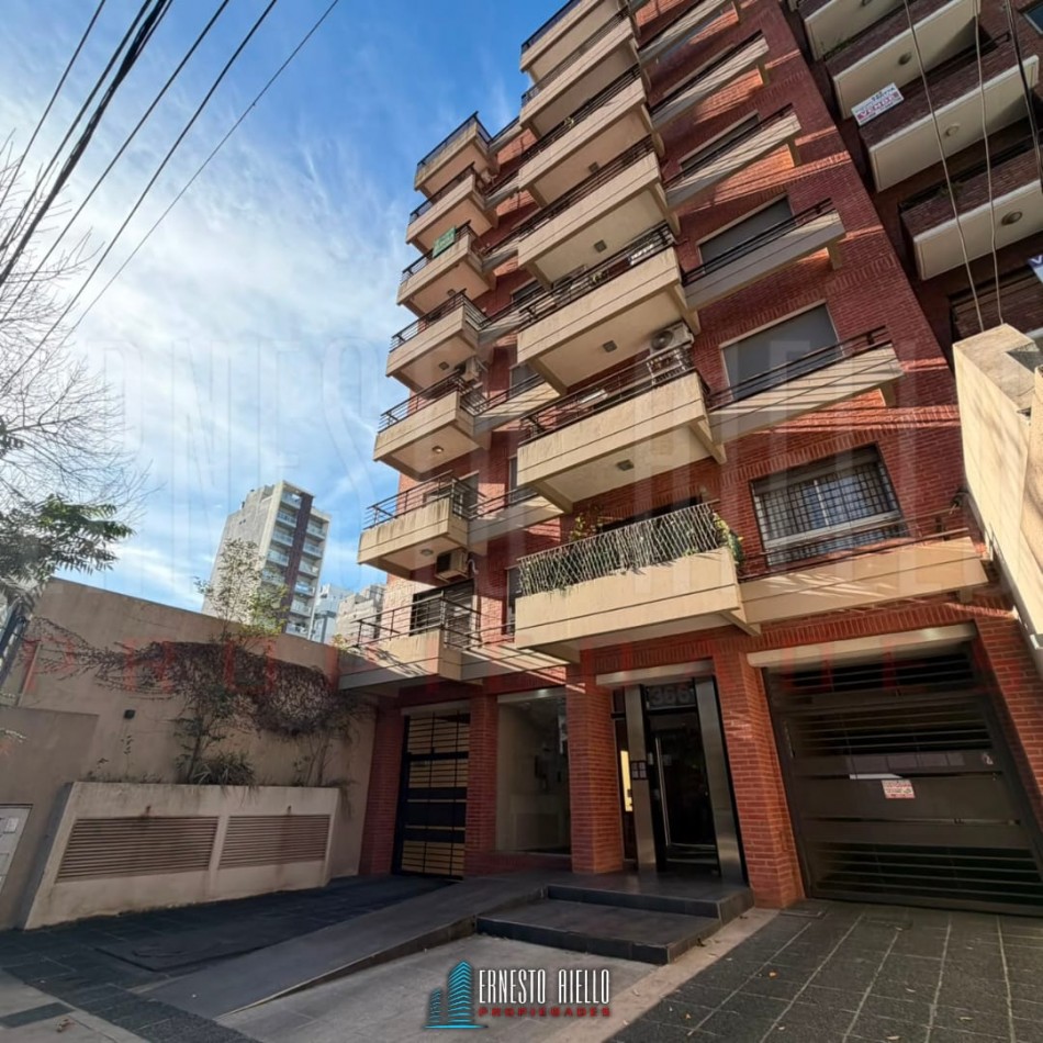 ALQUILER DEPARTAMENTO DE 2 AMBIENTES CON COCHERA EN QUILMES CENTRO.