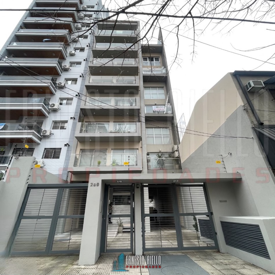 ALQUILER LOFT 2 AMBIENTES CON BALCON Y COCHERA en SUBSUELO. QUILMES CENTRO