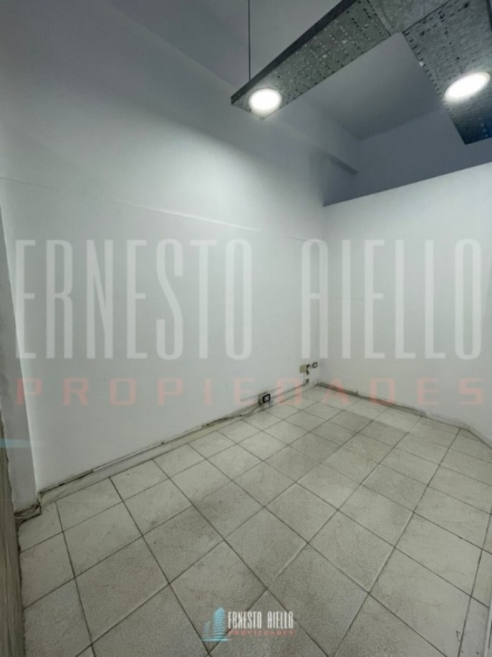 ALQUILER LOCAL COMERCIAL EN QUILMES CENTRO.