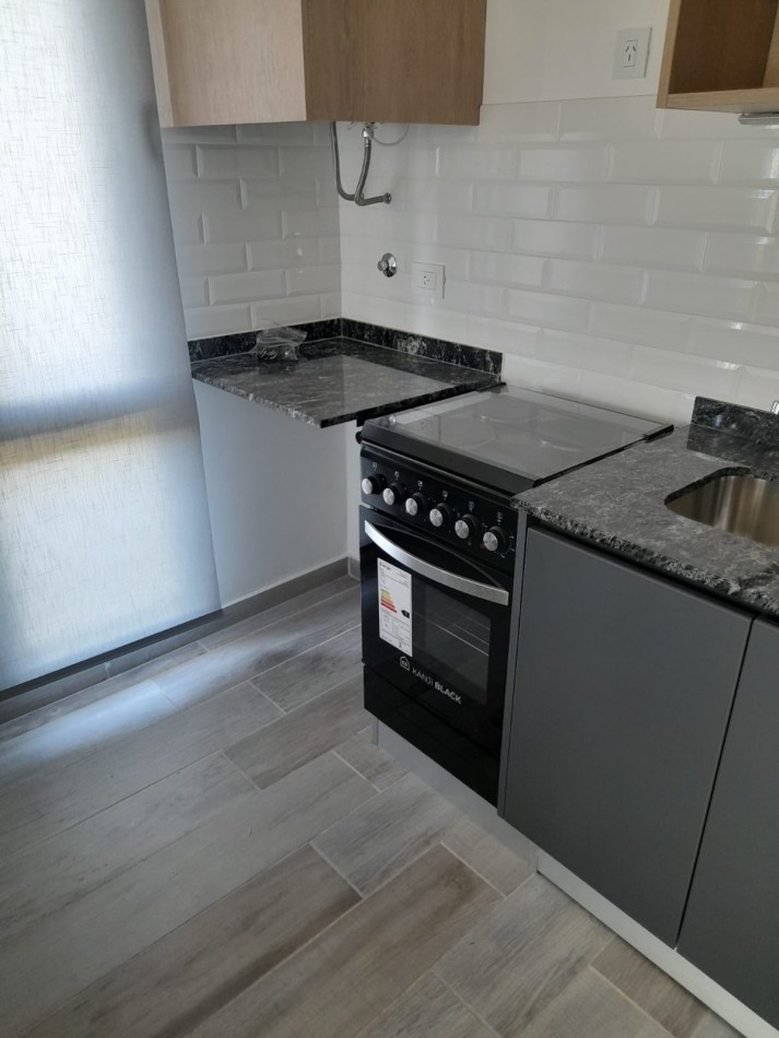 ALQUILER DEPARTAMENTO DE DOS AMBIENTES CON BALCON Y COCHERA EN QUILMES