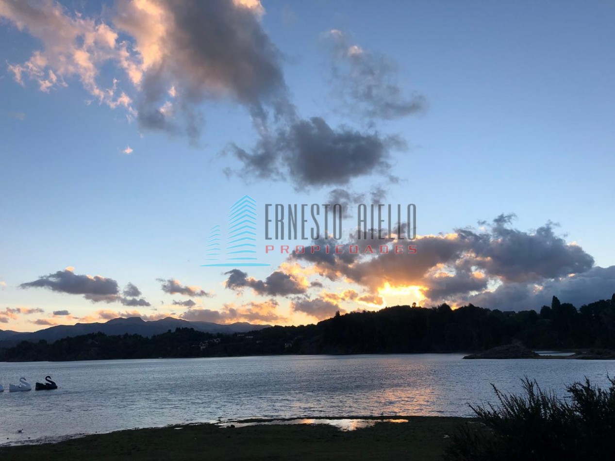 A. VENTA Espectacular Complejo de Hosteria y Cabañas en Venta en Villa Pehuenia, Provincia de Neuquen.