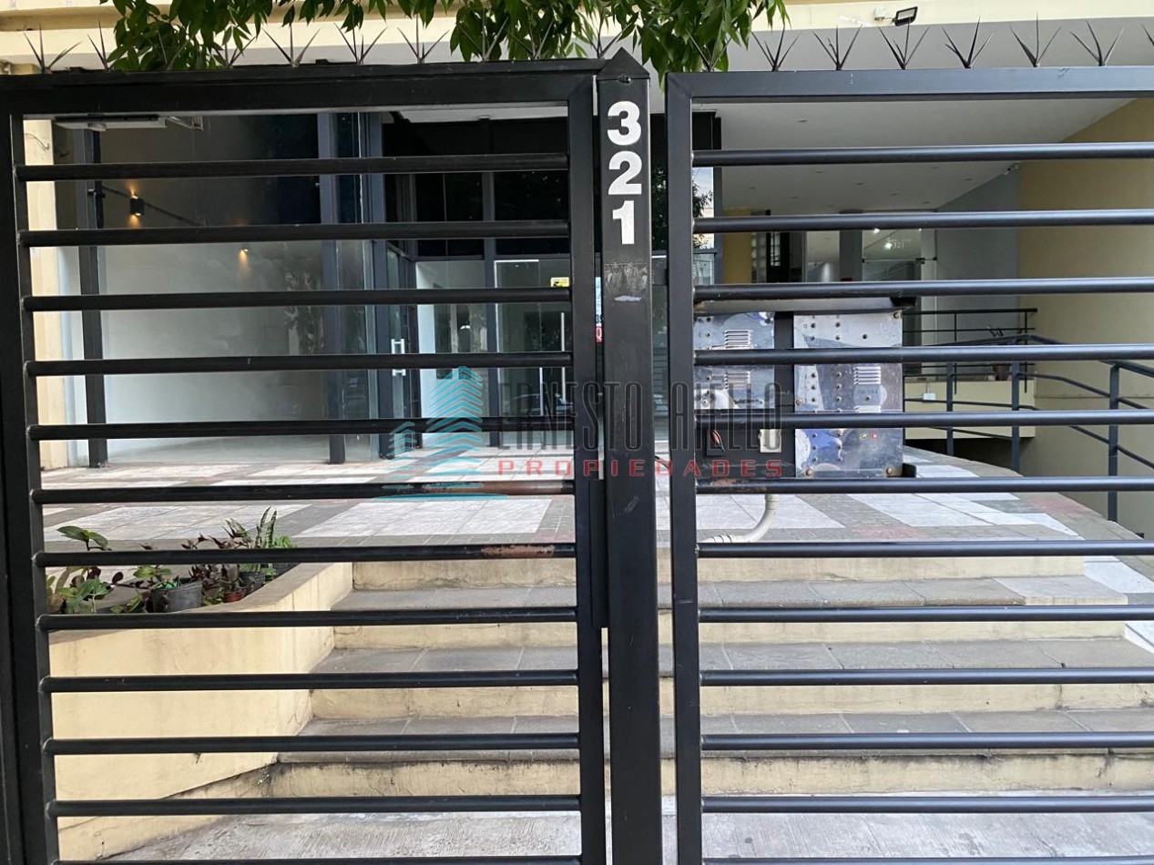 A. VENTA DEPARTAMENTO DOS AMBIENTES PLENO CENTRO QUILMES