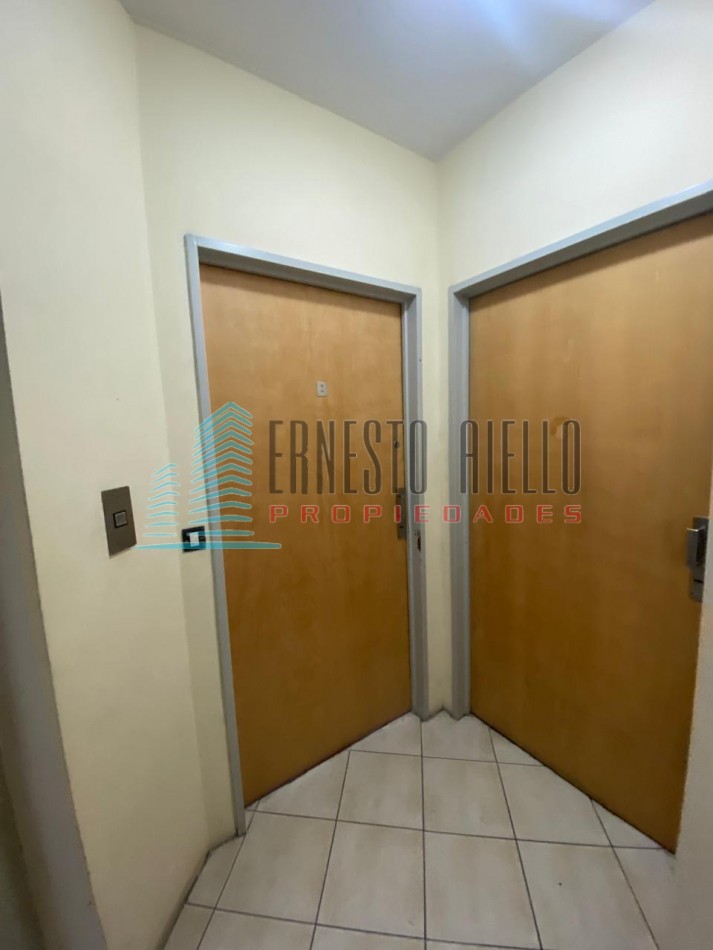 A. VENTA DEPARTAMENTO DOS AMBIENTES PLENO CENTRO QUILMES