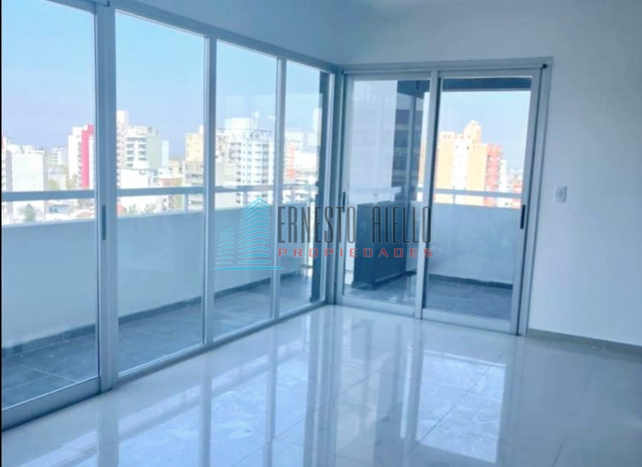 A- Departamento Triplex Ultimo Piso con Jacuzzi y Parrilla - Quilmes Centro.