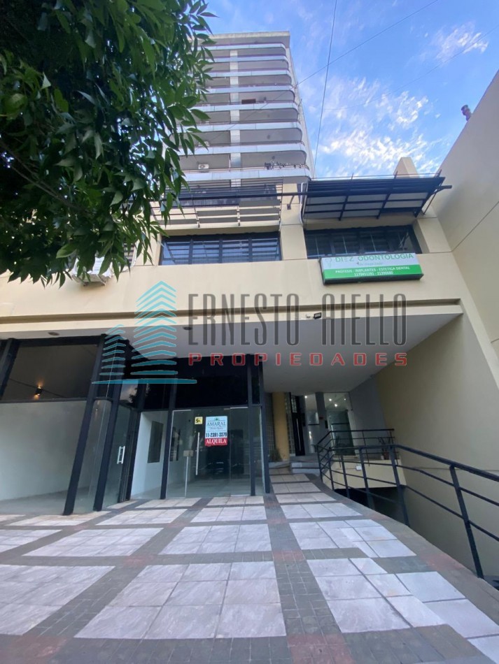 A. VENTA DEPARTAMENTO DOS AMBIENTES PLENO CENTRO QUILMES