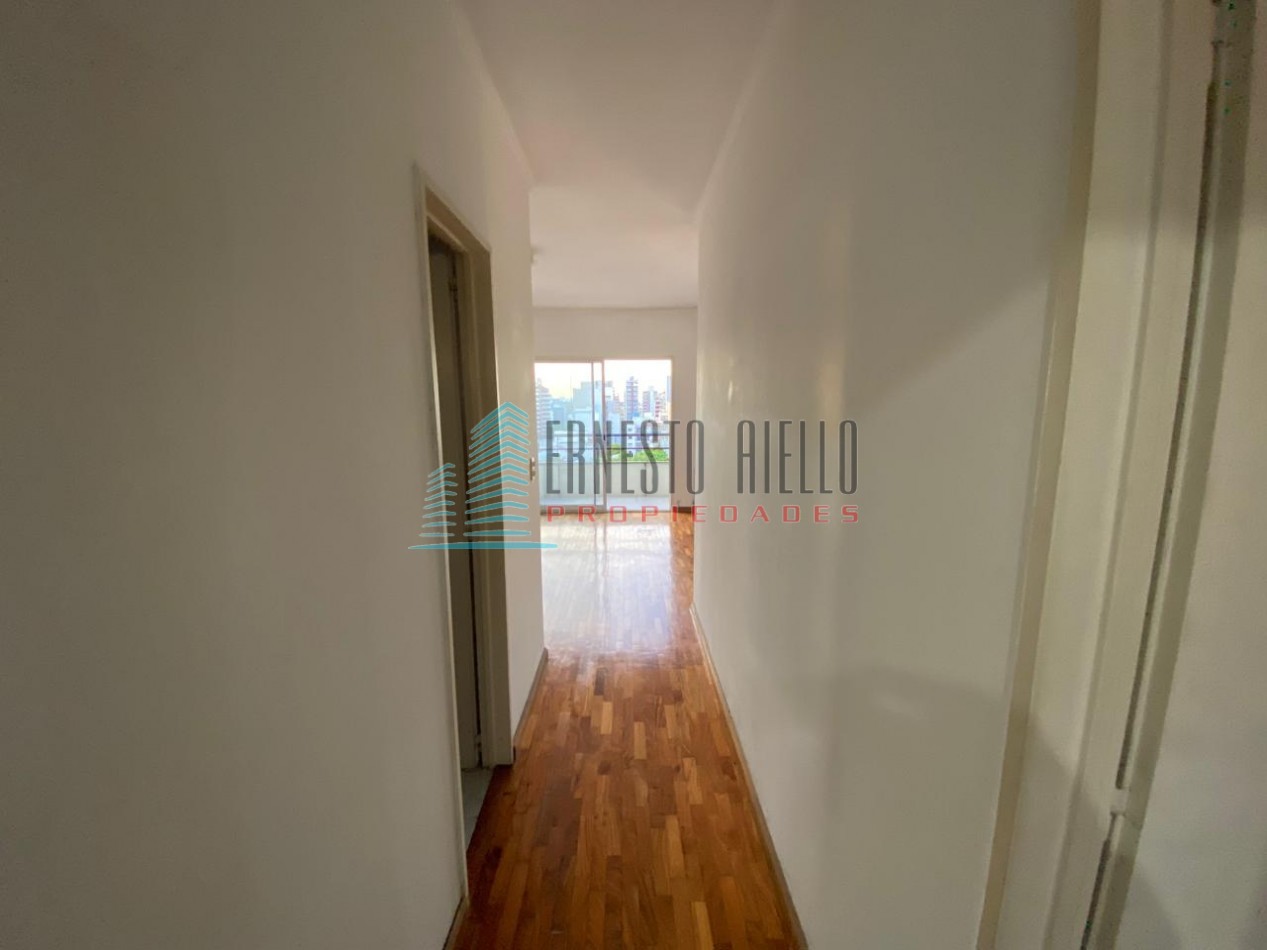 A. VENTA DEPARTAMENTO DOS AMBIENTES PLENO CENTRO QUILMES