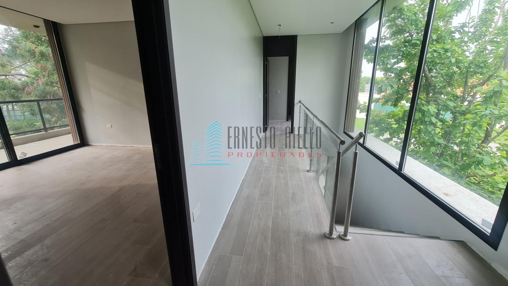 A. Casa en Venta 4 Ambientes Greenville con Piscina