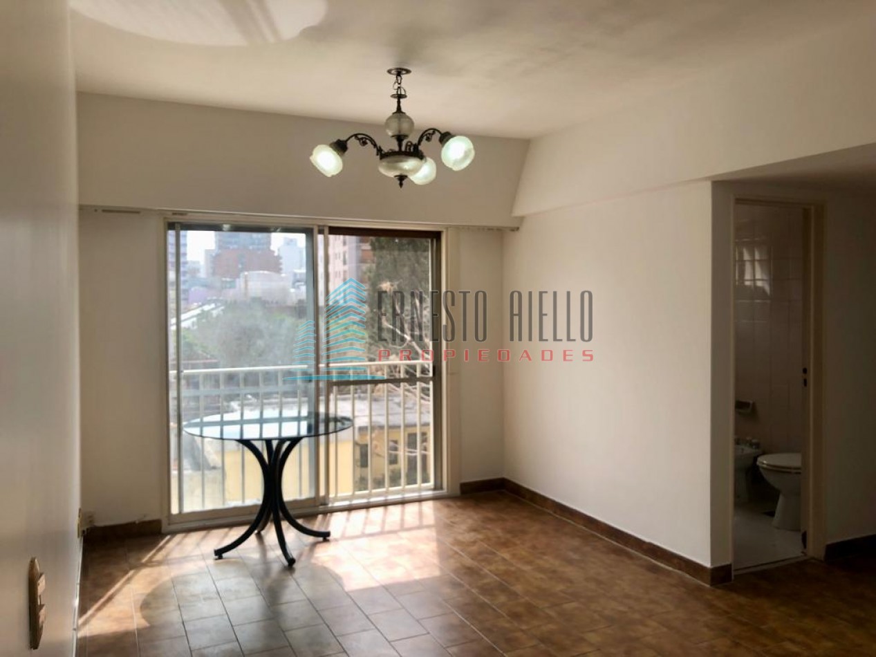 A. VENTA Departamento Tres Ambientes con Cochera y Baulera - Quilmes Centro