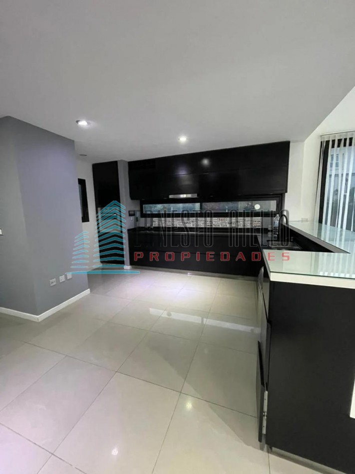 Impecable Casa en Venta - Nuevo Quilmes