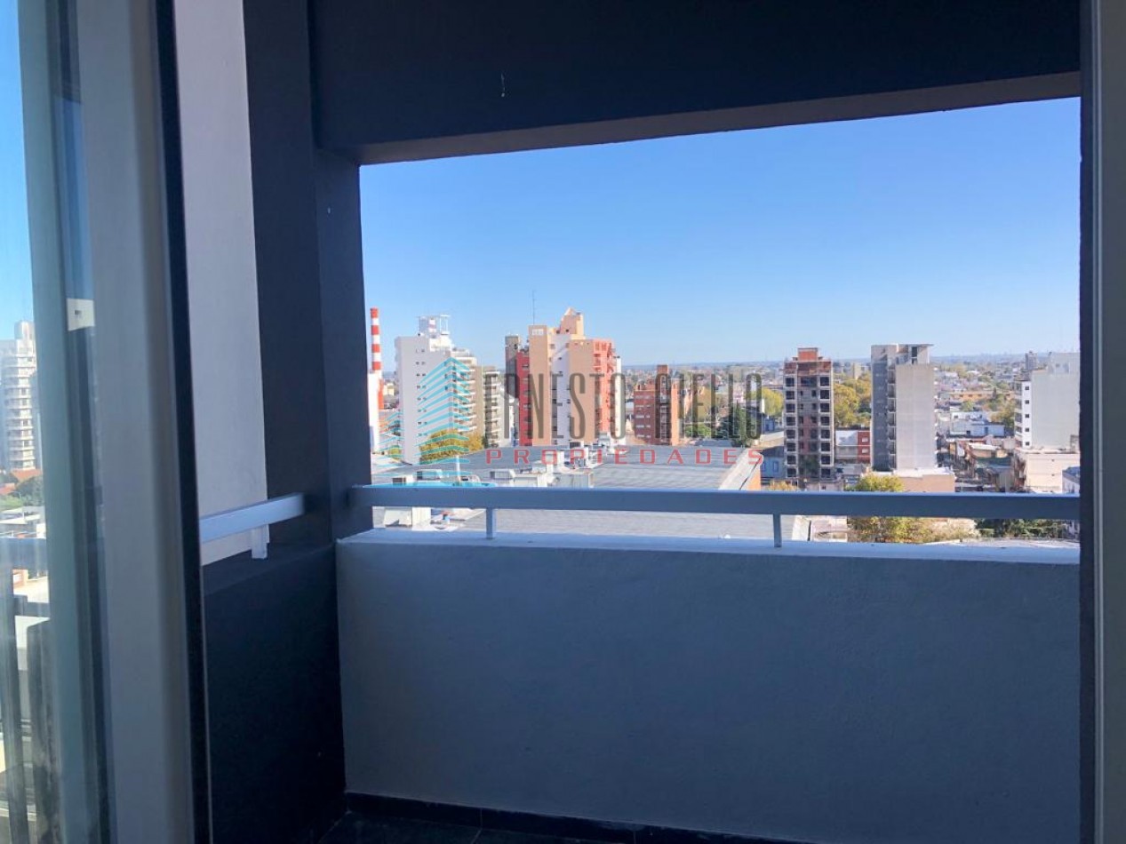A- Departamento Triplex Ultimo Piso con Jacuzzi y Parrilla - Quilmes Centro.